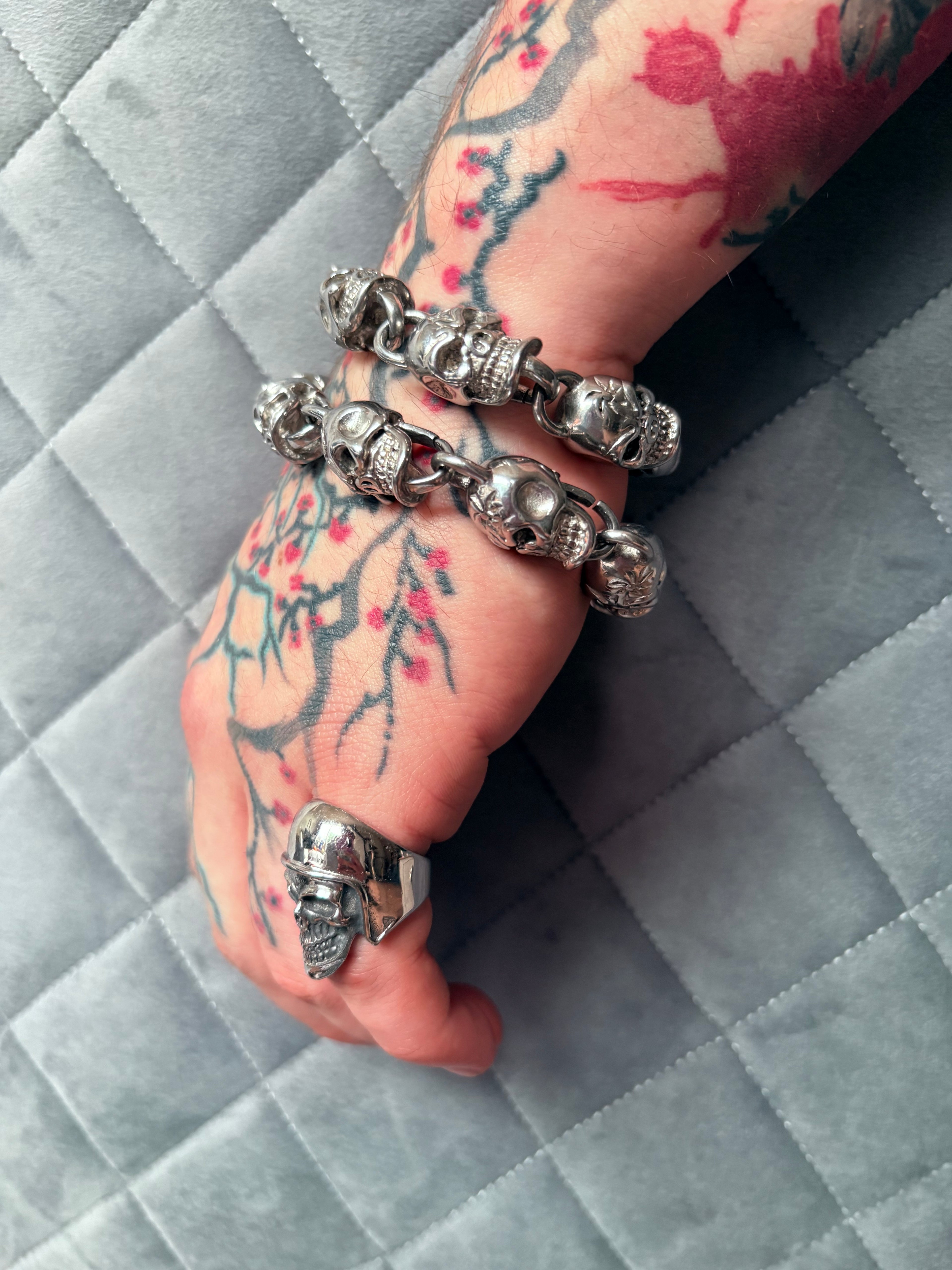 Outlaw Skull Ring
