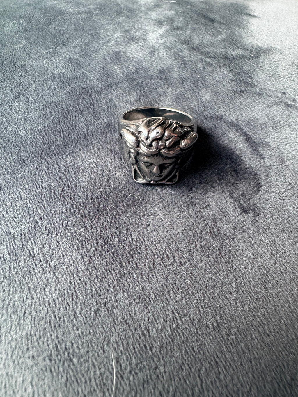 Medusa Ring