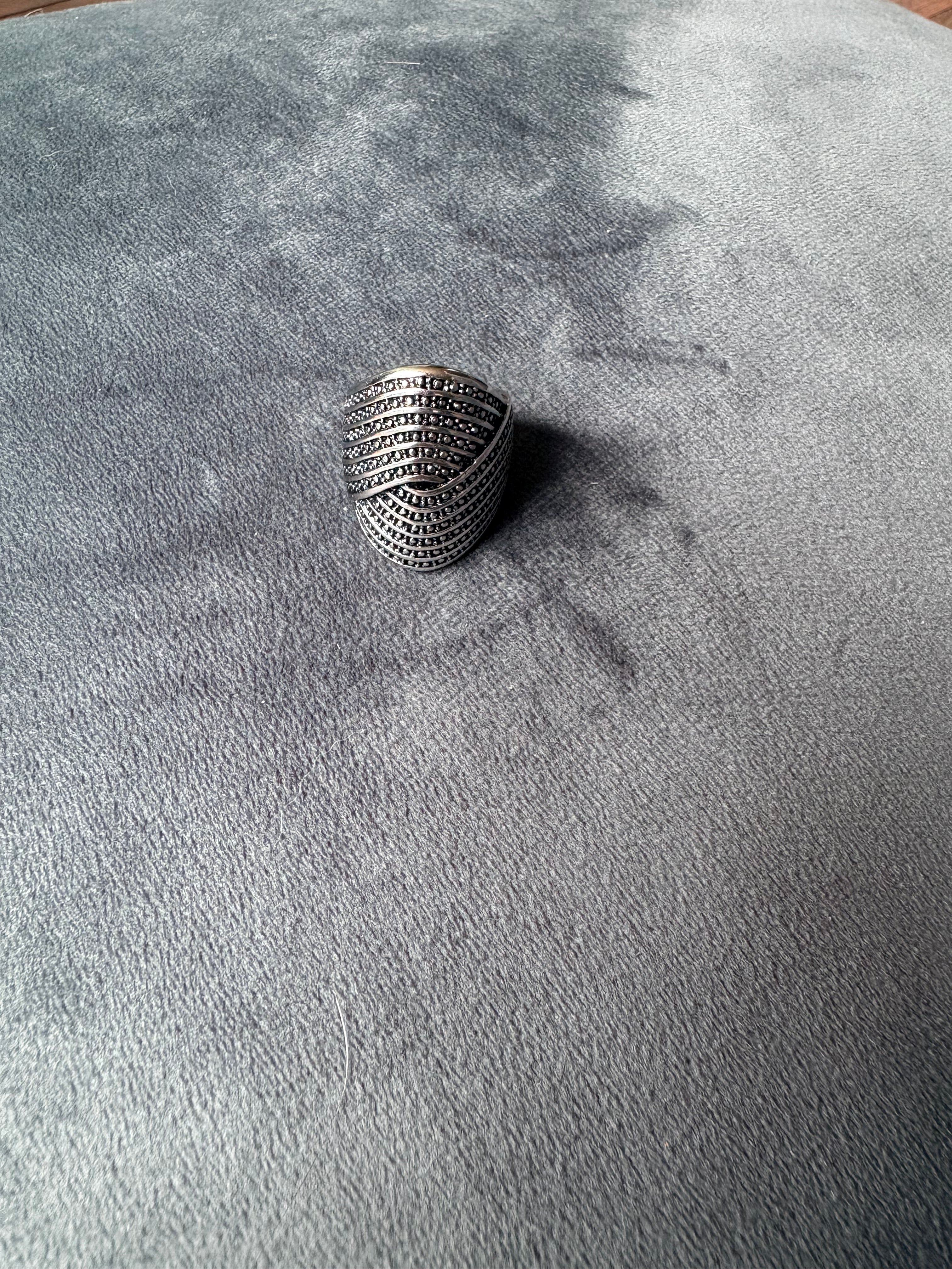 Wave Ring