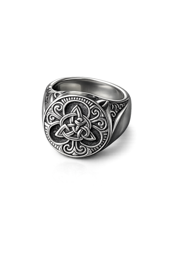 Celtic Trinity Knot Signet Ring – Sterling Silver Celtic Symbol Ring